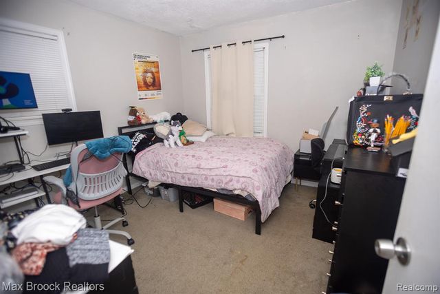 447 Brentwood Street, Inkster, MI 48141