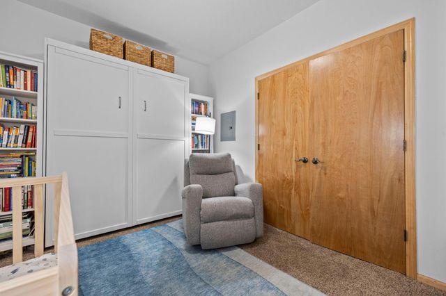 301 Oak Grove Street 308, Minneapolis, MN 55403