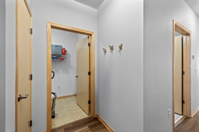 301 Oak Grove Street 308, Minneapolis, MN 55403