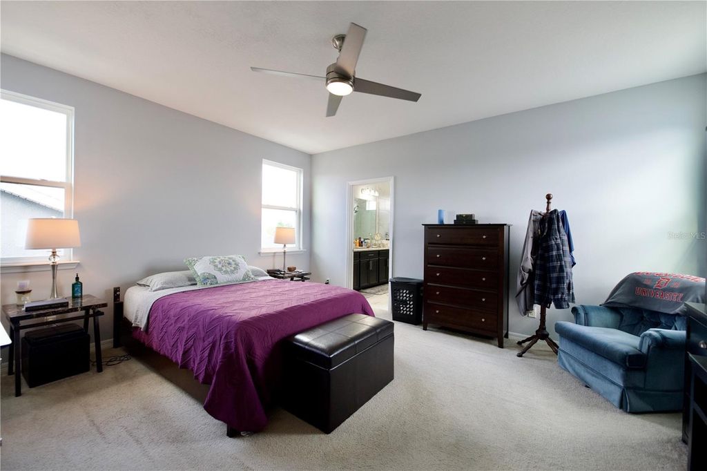 Image 26 of property listing at 5312 SUNCATCHER DRIVE, Wesley Chapel, FL 33545