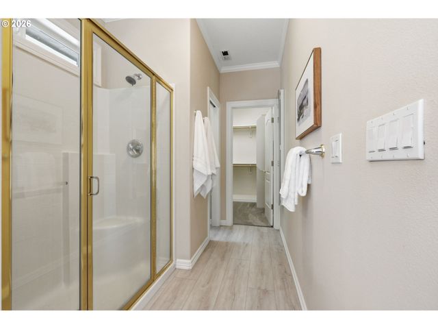 22868 Sw HILLCREST Rd, West Linn, OR 97068