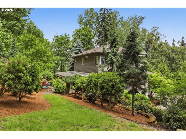 22868 Sw HILLCREST Rd, West Linn, OR 97068