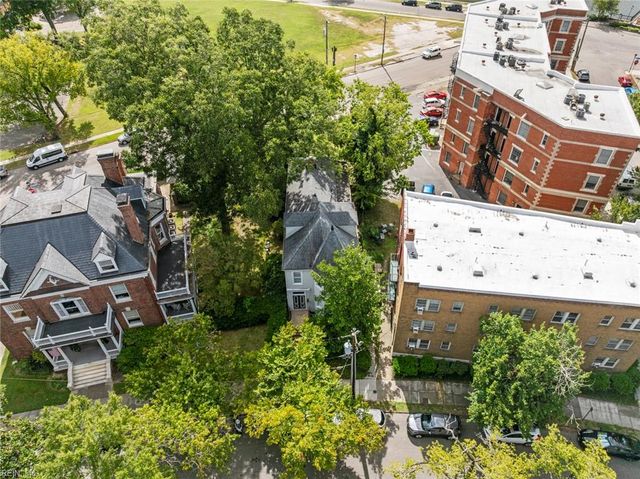 407 Warren Cres Apt 4, Norfolk, VA 23507