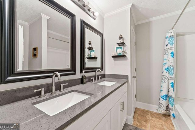 11846 Pine Needle Lane, Hampton, GA 30228