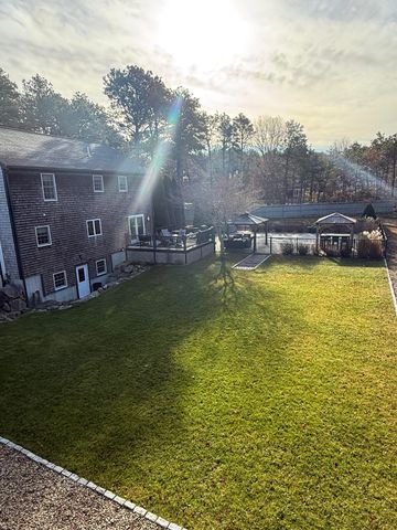 40 Cocheset Path, West Yarmouth, MA 02673