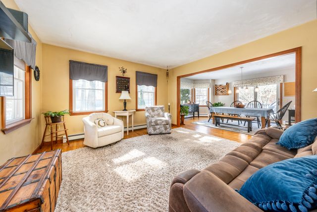 40 Cocheset Path, West Yarmouth, MA 02673