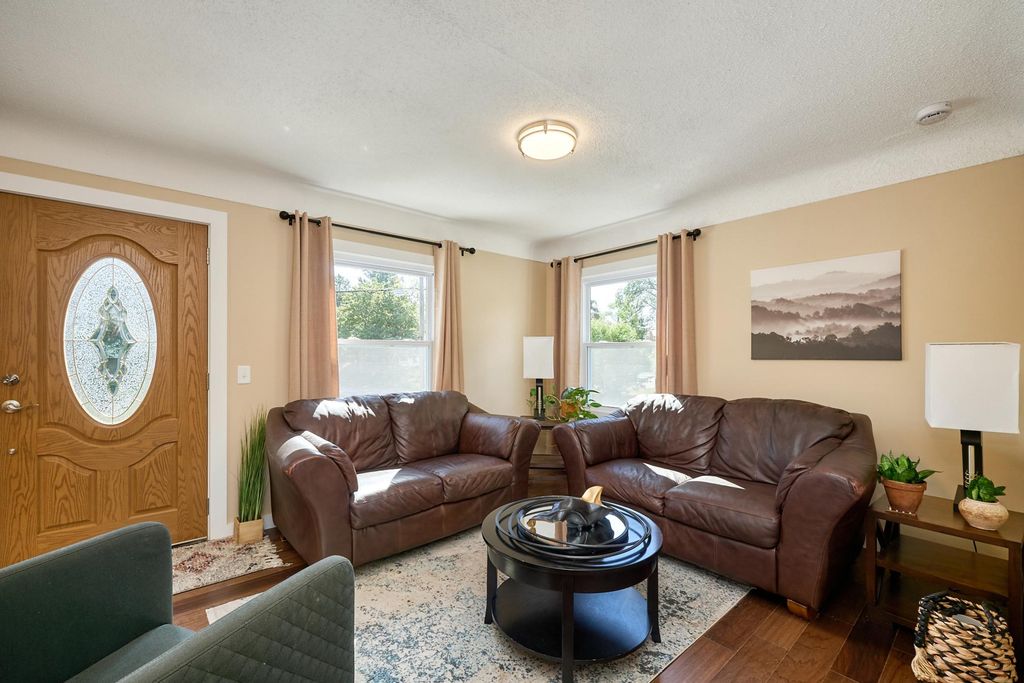 7525 Brunswick Avenue N, Brooklyn Park, MN 55443 — photo 4