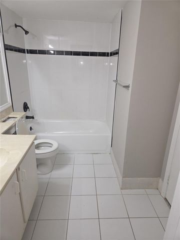 9755 Westview Dr 1213, Coral Springs, FL 33076