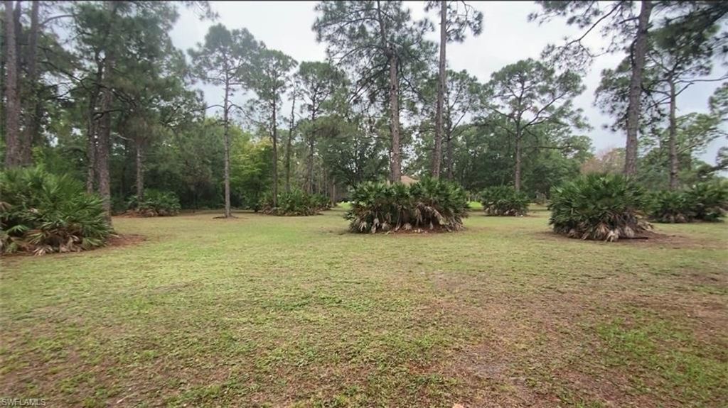 Image 12 of property listing at 17090 shady grove ln, Cape Coral, FL 33909