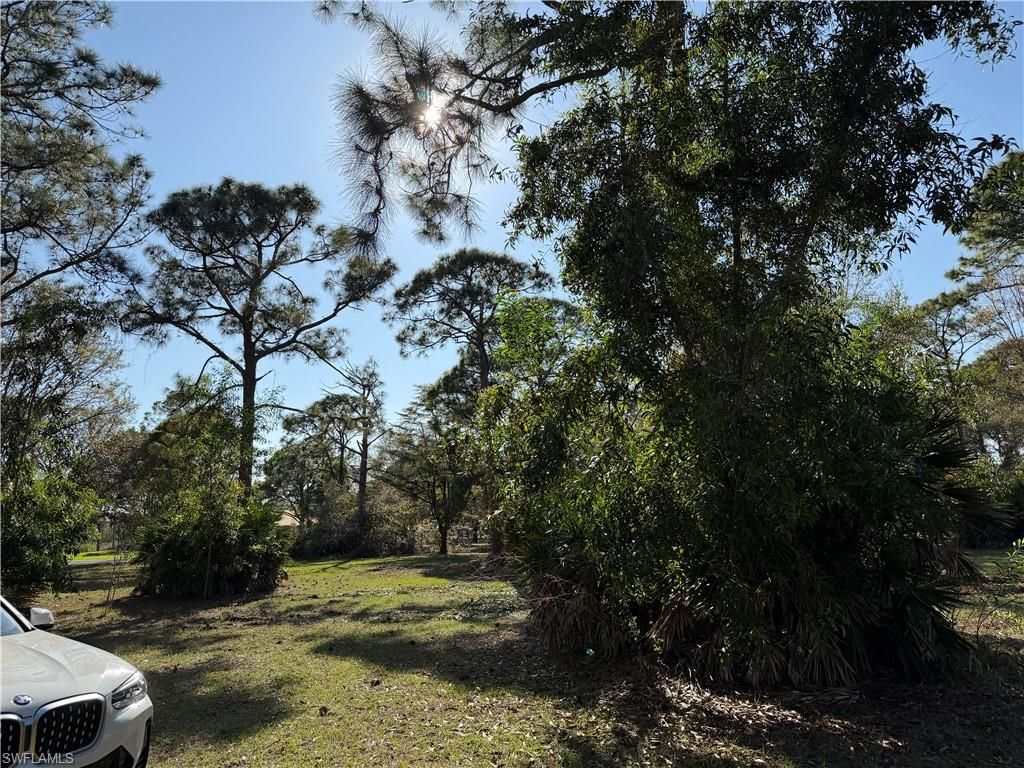 Image 7 of property listing at 17090 shady grove ln, Cape Coral, FL 33909