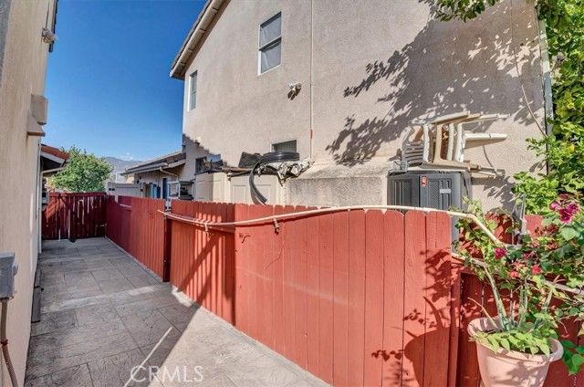 15155 Trail View Court, Sylmar (los Angeles), CA 91342