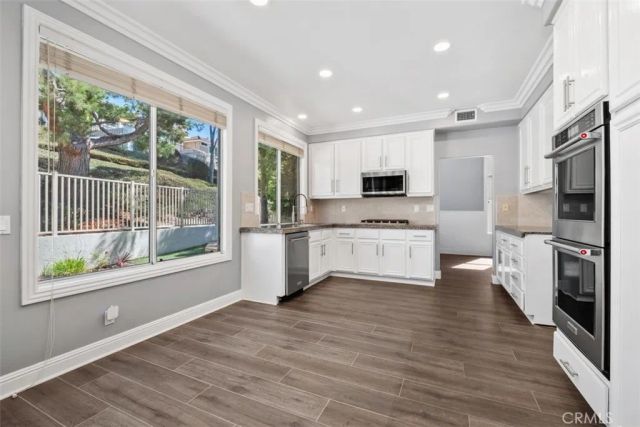 24 Via Gatillo, Rancho Santa Margarita, CA 92688