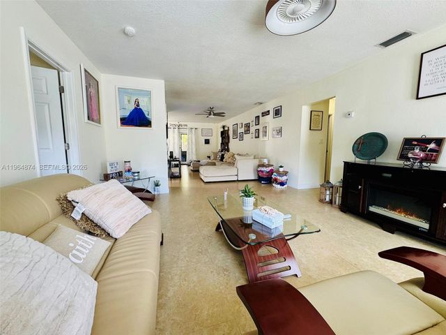 32240 SW 199th Ave, Homestead, FL 33030