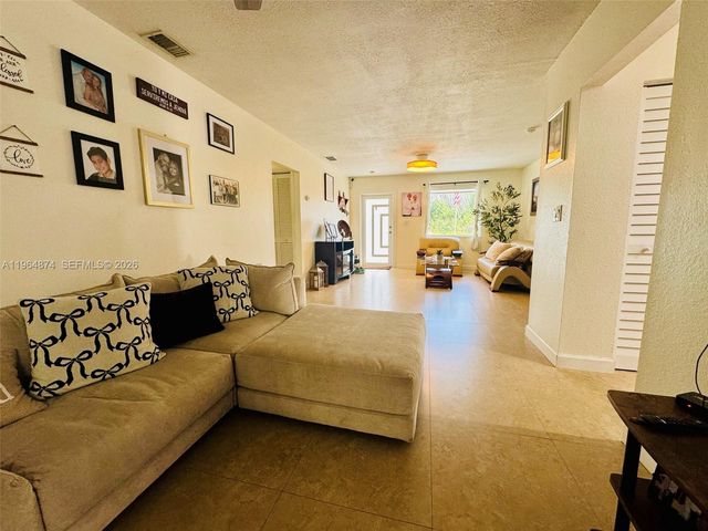 32240 SW 199th Ave, Homestead, FL 33030