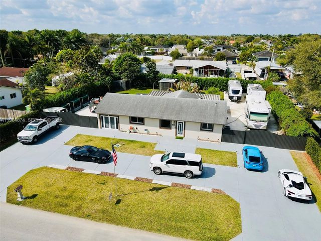 32240 SW 199th Ave, Homestead, FL 33030