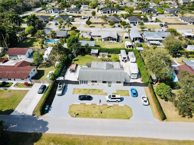 32240 SW 199th Ave, Homestead, FL 33030