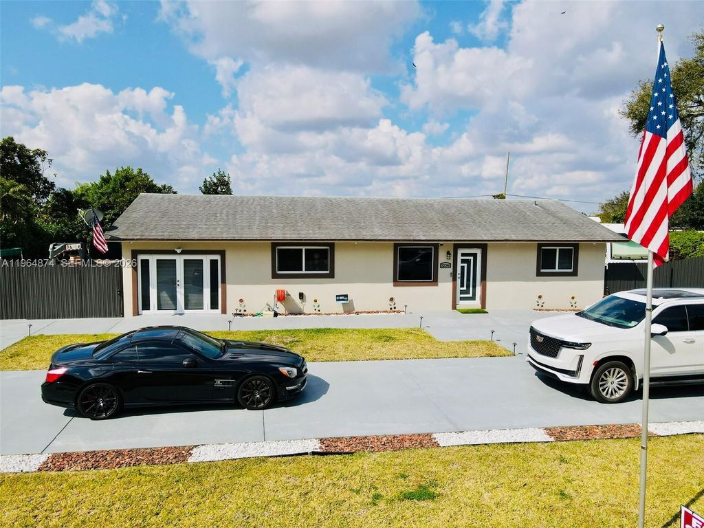 32240 SW 199th Ave, Homestead, FL 33030