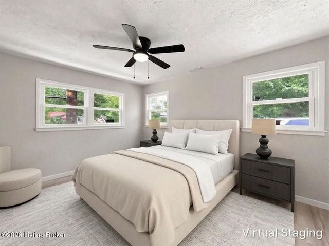 9211 Pensive Ln, Louisville, KY 40272