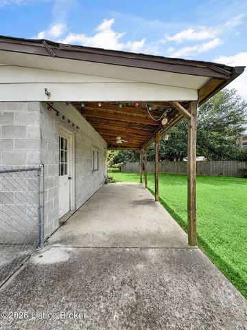 9211 Pensive Ln, Louisville, KY 40272