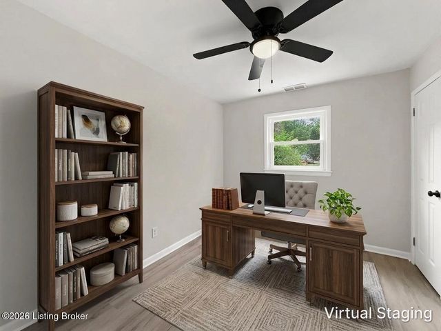9211 Pensive Ln, Louisville, KY 40272