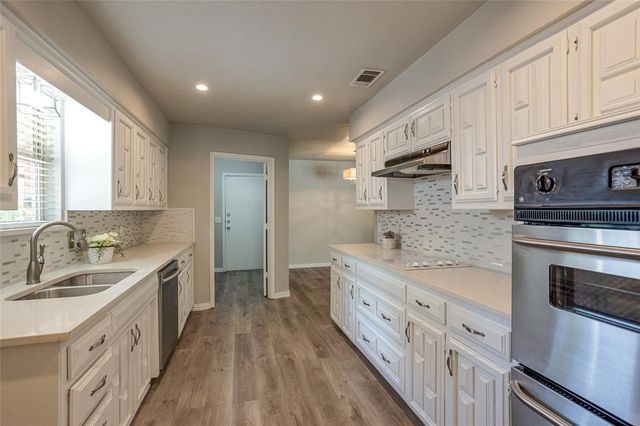 3712 Cemetery Hill Road, Carrollton, TX 75007