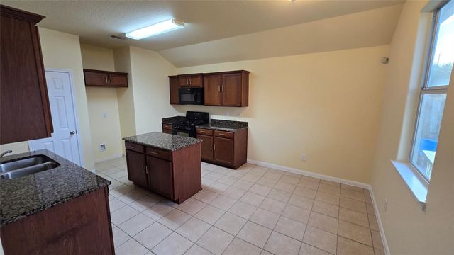 26806 Upperwing Court, Hockley, TX 77447