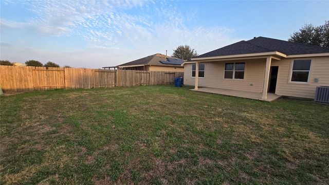 26806 Upperwing Court, Hockley, TX 77447