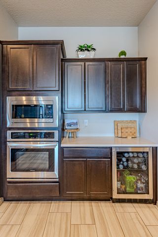 5900 Lilac Place NE, Rio Rancho, NM 87144