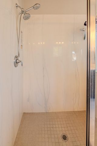 5900 Lilac Place NE, Rio Rancho, NM 87144
