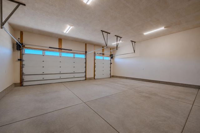 5900 Lilac Place NE, Rio Rancho, NM 87144