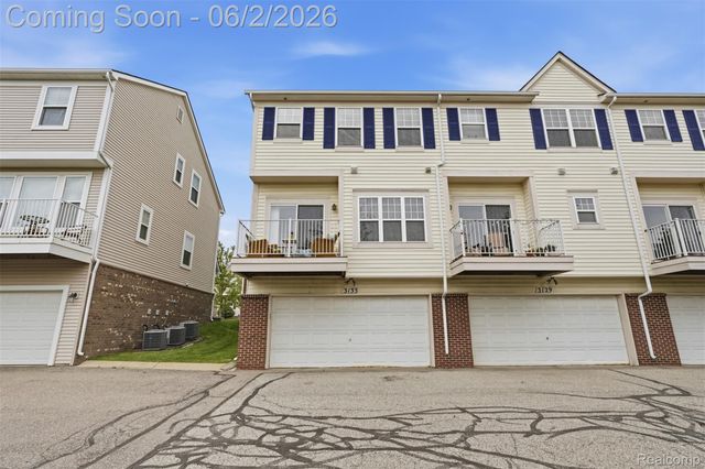 3133 Johanna Ware W, Wixom, MI 48393