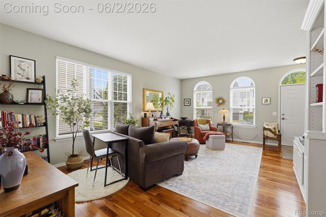 3133 Johanna Ware W, Wixom, MI 48393