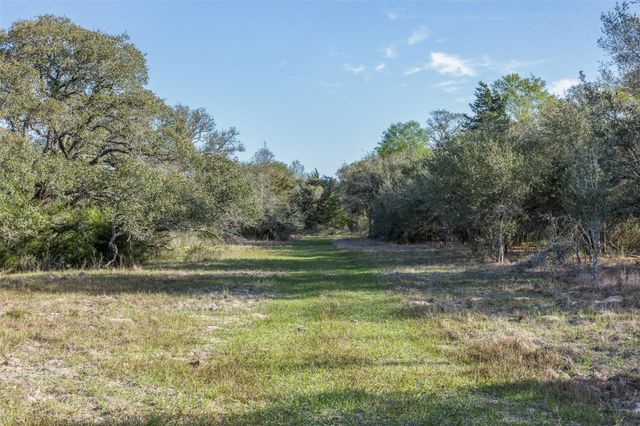 1746 County Road 103, Columbus, TX 78934
