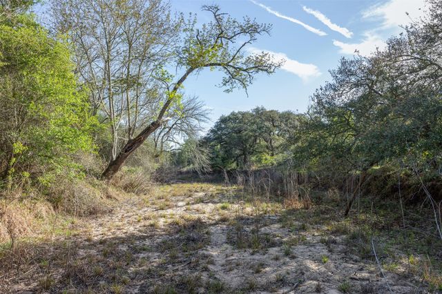 1746 County Road 103, Columbus, TX 78934