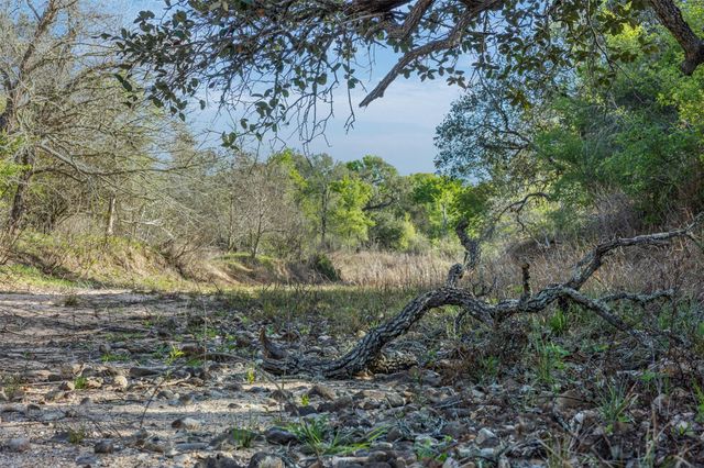 1746 County Road 103, Columbus, TX 78934