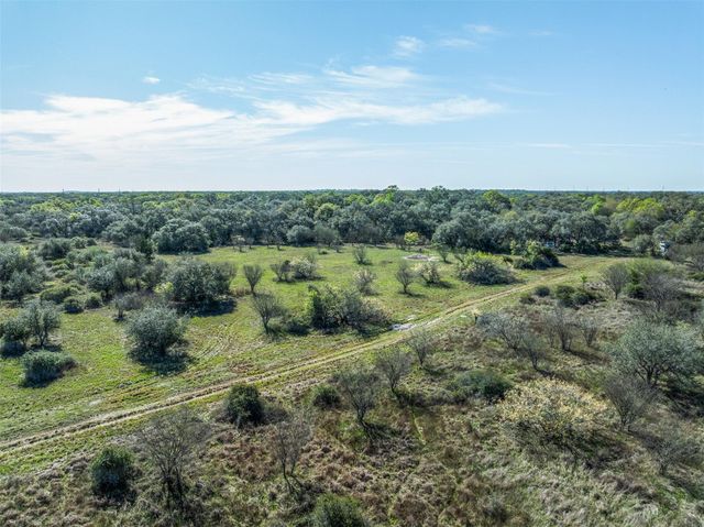 1746 County Road 103, Columbus, TX 78934