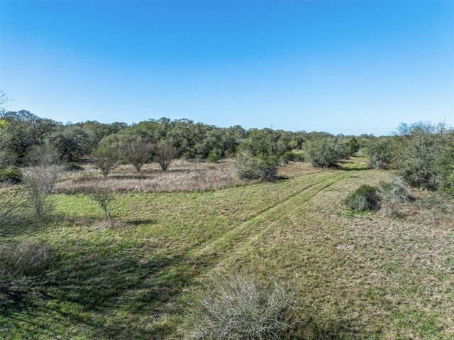 1746 County Road 103, Columbus, TX 78934