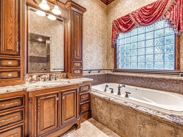 15016 Gaillardia Lane, Oklahoma City, OK 73142