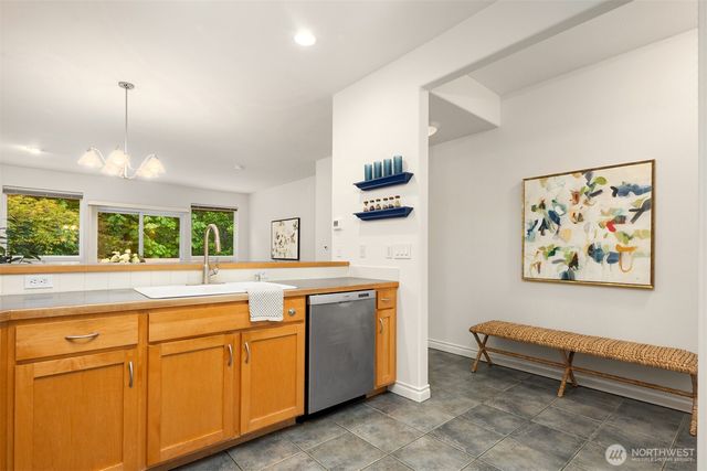 1963 S Mahonia Place, Bellingham, WA 98229