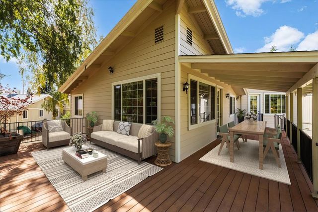 12963 Thistle Loop, Penn Valley, CA 95946