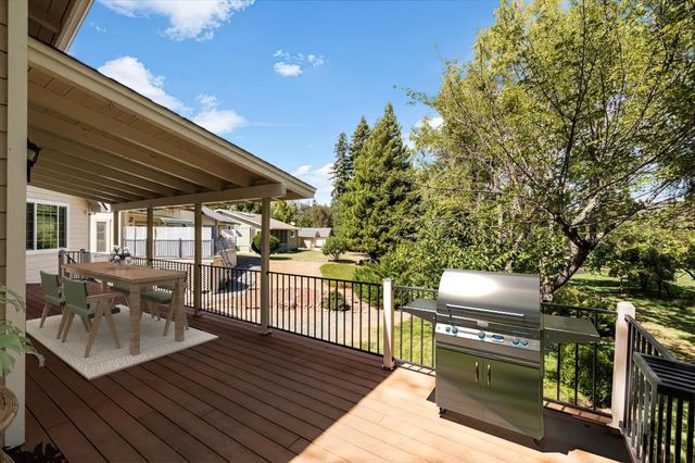 12963 Thistle Loop, Penn Valley, CA 95946