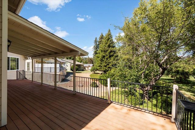 12963 Thistle Loop, Penn Valley, CA 95946