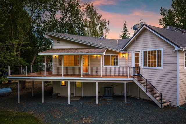 12963 Thistle Loop, Penn Valley, CA 95946
