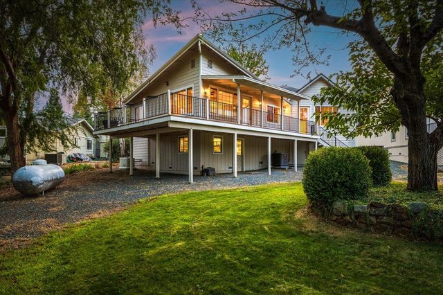 12963 Thistle Loop, Penn Valley, CA 95946