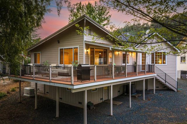 12963 Thistle Loop, Penn Valley, CA 95946