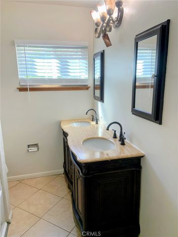 633 Maple Way, Upland, CA 91786