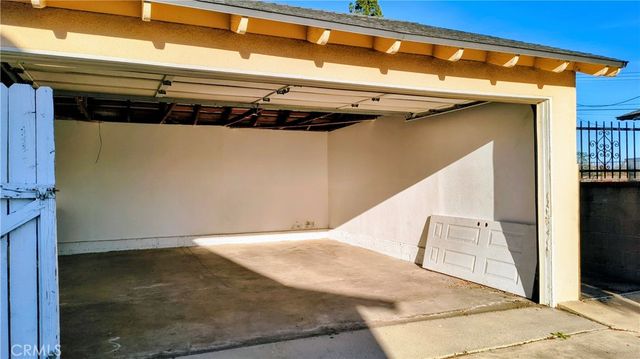 633 Maple Way, Upland, CA 91786