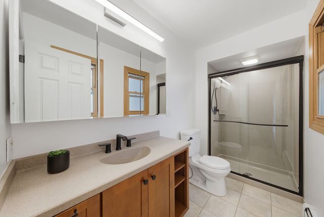 8401 W 85th Street, Hickory Hills, IL 60457