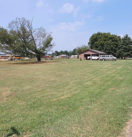 513 Hodges Street, Forrest City, AR 72335