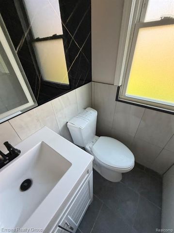 1341 & 1343 Seward Street, Detroit, MI 48202